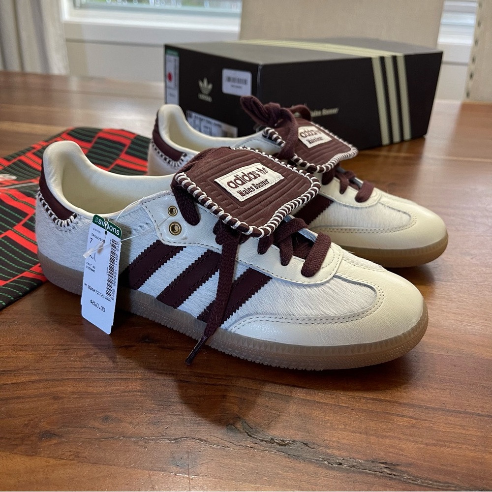 Adidas Women's Cream and Brown Sneakers